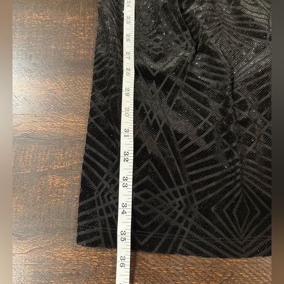 NWT Calvin Klein Black One-Shoulder Velvet Burnout Cocktail Dress Sz 2 - Picture 7 of 9